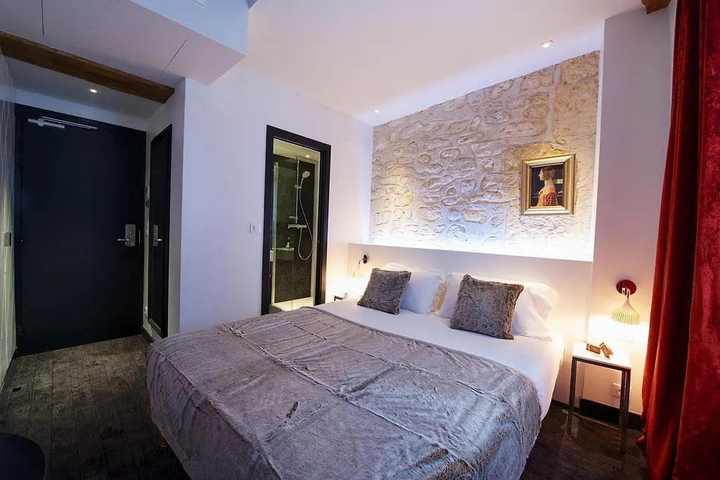 Hotel Le Clos De Notre Dame Paris 3*,